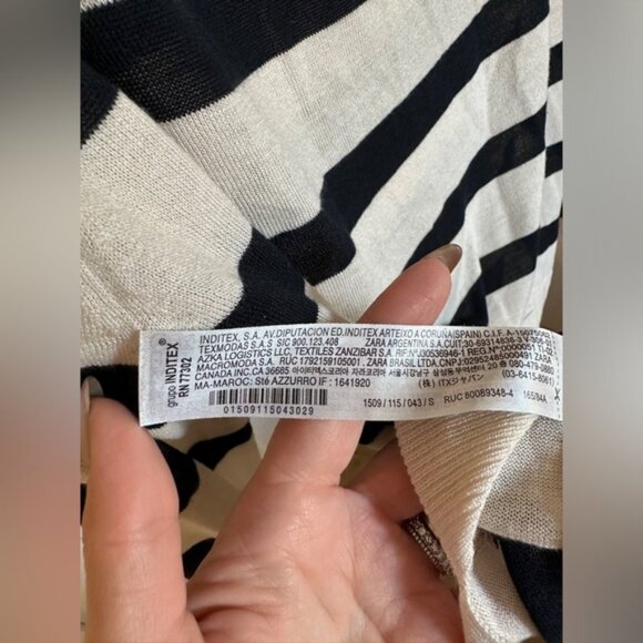 ZARA Fine Knit Striped Crew Neck Sweater | Size Small - Picture 6 of 6